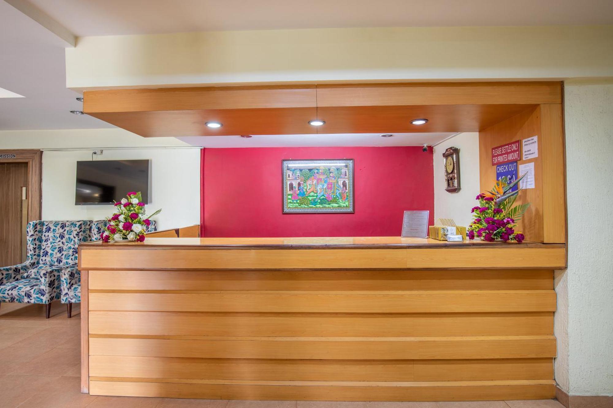 Vinayaga Inn By Poppys, Ooty Eksteriør billede